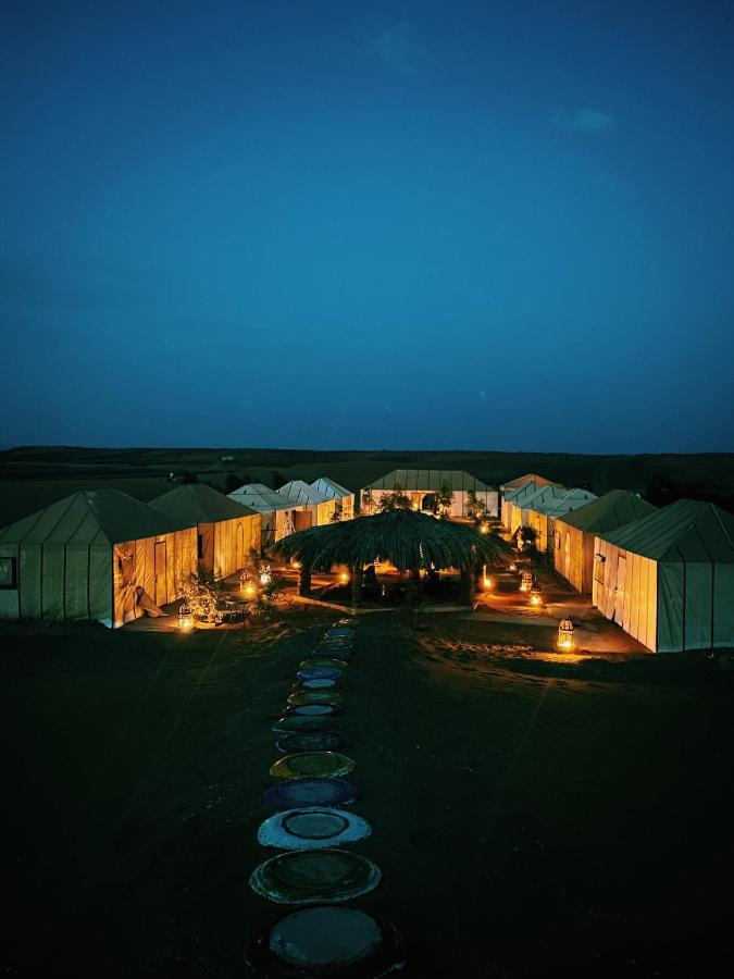 Akabar Luxury Desert Camp Merzouga Bagian luar foto
